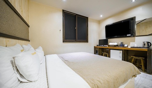 Room (Standard)