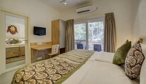 Deluxe Room Forest Facing