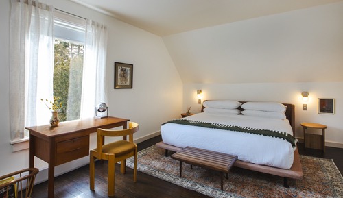 King Suite Colden