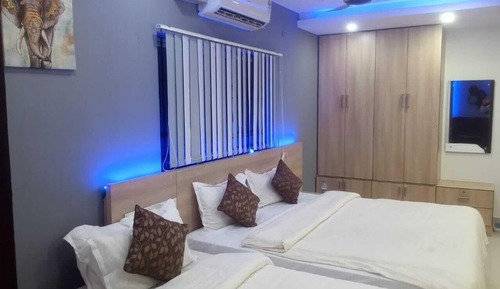 Luxury Suite, 1 Bedroom, Non Smoking, Private Bathroom