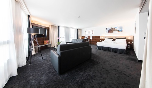 Suite (Privilege)