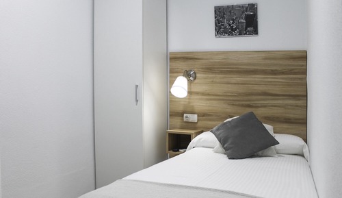 Economy Single Room