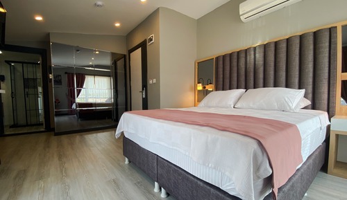 Panoramic Room, Multiple Beds, Non Smoking, Mountain View