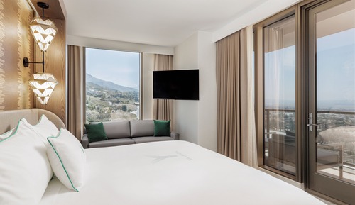 One Bedroom Suite