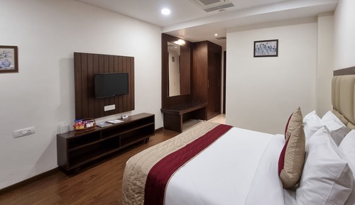 Superior Room, 1 King Bed, Non Smoking