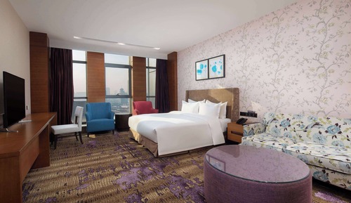 Deluxe Room, 1 King Bed, Non Smoking