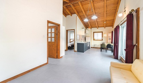 Basic Room, 2 Bedrooms (Pine Tree 201)