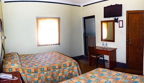 Classic Quadruple Room