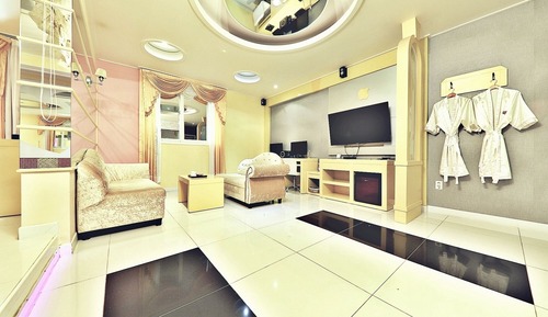 Room (Twin - 1 room 1 dedicated parking lot)