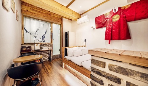 Room (Cypress Tree Suite Room (Cypress Tree)