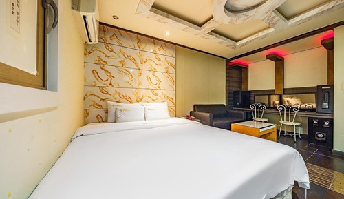 Room (Special Room)