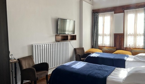 Standard Twin Room, Smoking, Mountain View
