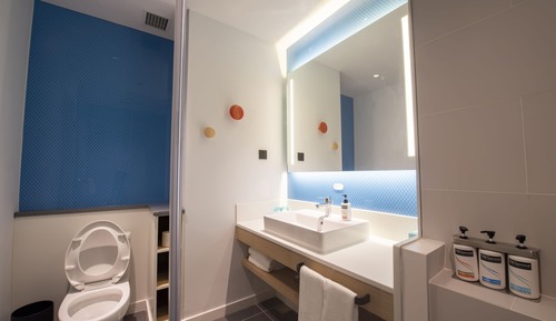 Standard Room, 2 Twin Beds, City View