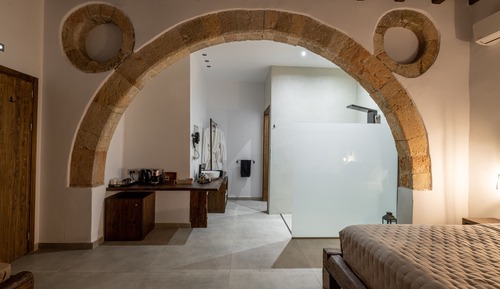 Executive Room, Courtyard View