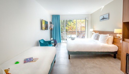 Comfort Triple Room