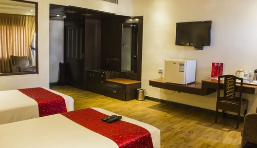 Executive Studio Suite