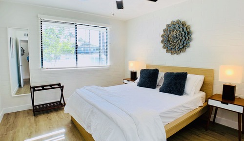 Deluxe Apartment