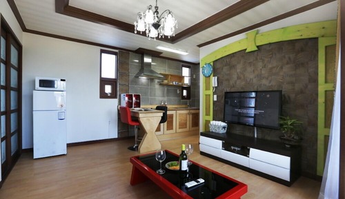 Room (Moojigaedal)