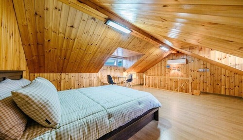 Room (Big bear)