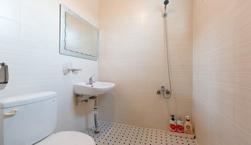 Room (Mare 204)