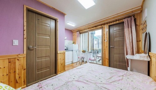 Room (Angmusae)
