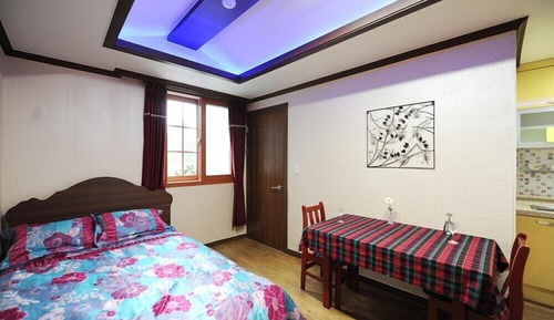 Room (Lemon bam)