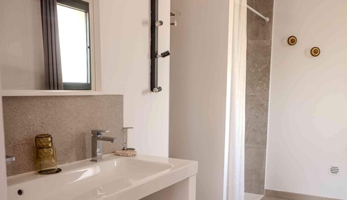 Classic Double Room, Non Smoking, Partial Sea View