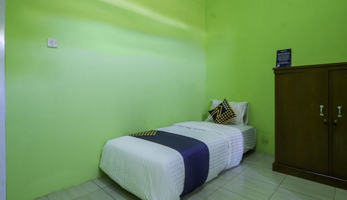 Economy Single Room