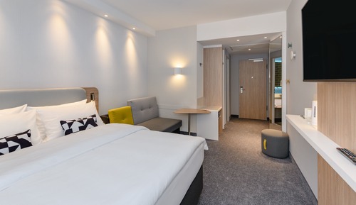 Standard Room, 1 Queen Bed with Sofa bed