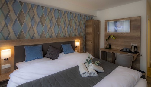Deluxe Double Room, Private Bathroom