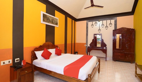 Grand Cottage