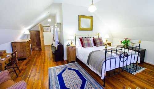 Luxury Apartment, Private Bathroom, Lake View (Penthouse apartment)