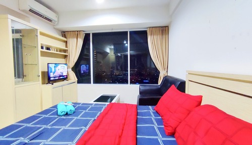 Deluxe Room, 1 Queen Bed, City View