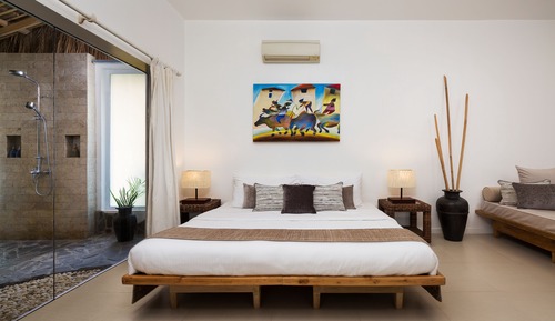 Garden Apartment	