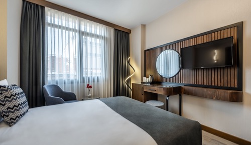 Superior Triple Room