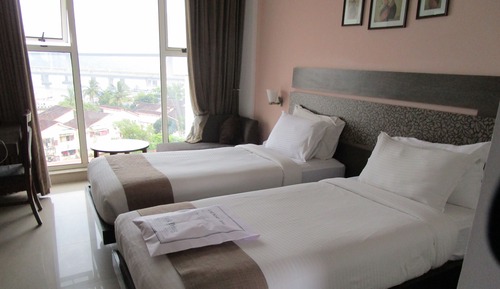 Elite Room, 1 Double or 2 Twin Beds