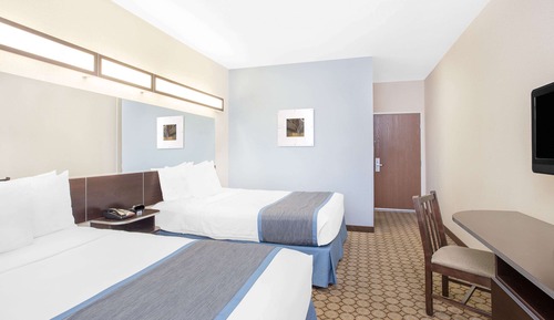 Standard Room, 2 Queen Beds