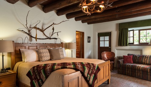 Shaman Room