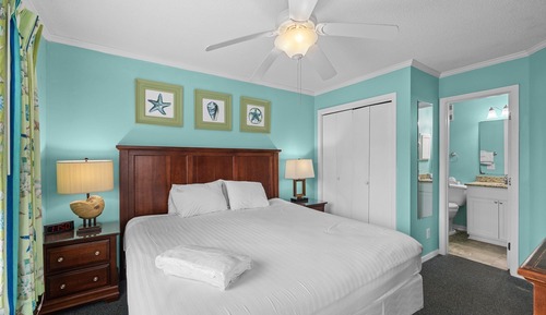 Condo, 2 Bedrooms