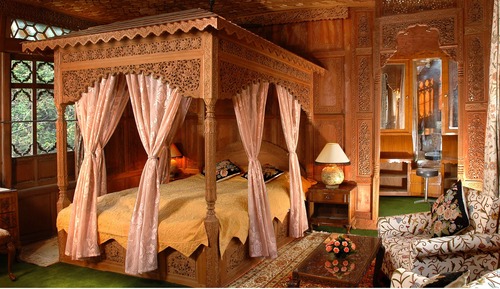 Suite, 1 Queen Bed