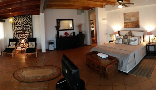 Executive Studio Suite, Balcony, Mountain View