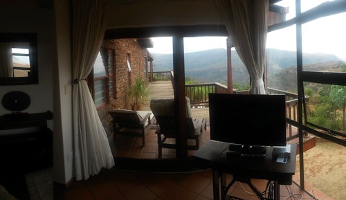 Deluxe Room, Balcony, Mountain View