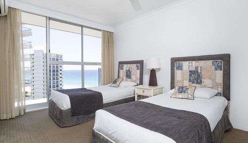 2 Bdrm Superior Beachfront Apt