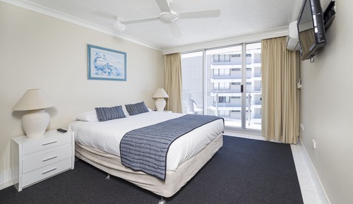 2 Bdrm Standard Beachfront Apt