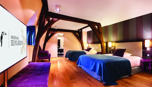 Queen Suite