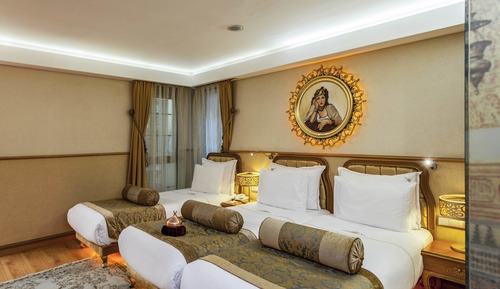 Triple Room