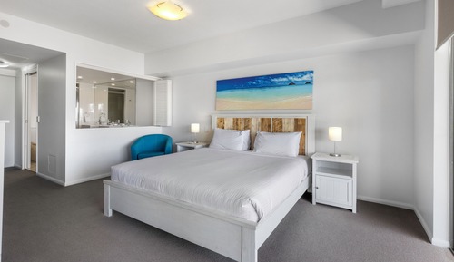 	 3 Bedroom Ocean View  Apartment