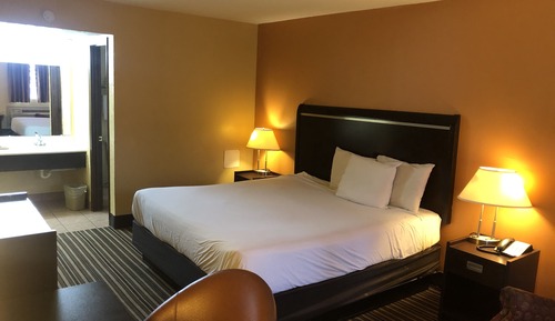 Standard Room, 1 King Bed, Smoking