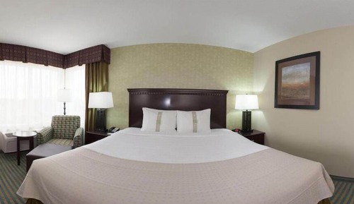 Standard Room, 1 King Bed