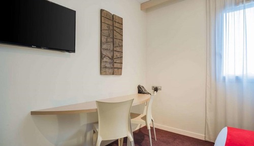 Standard Room, 1 King Bed, Non Smoking, Kitchenette (Twin bed on request)